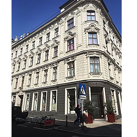 Designappartement Vienna Paintings Exterior photo