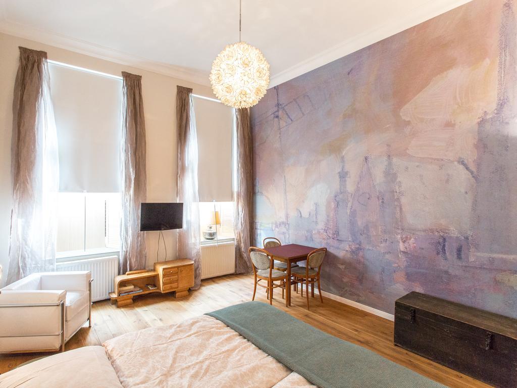 Designappartement Vienna Paintings Exterior photo